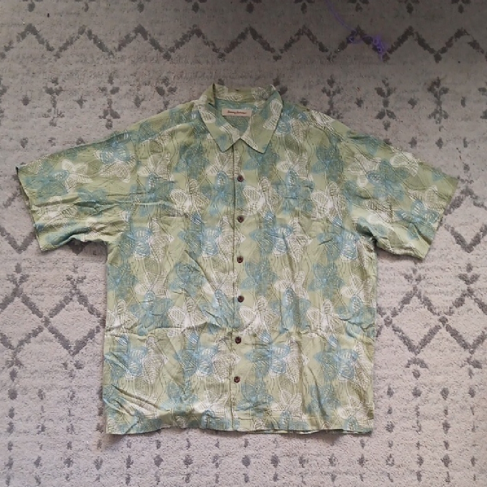 Tommy Bahama Green and Blue Floral Casual Button Down Shirt XL 100% Silk